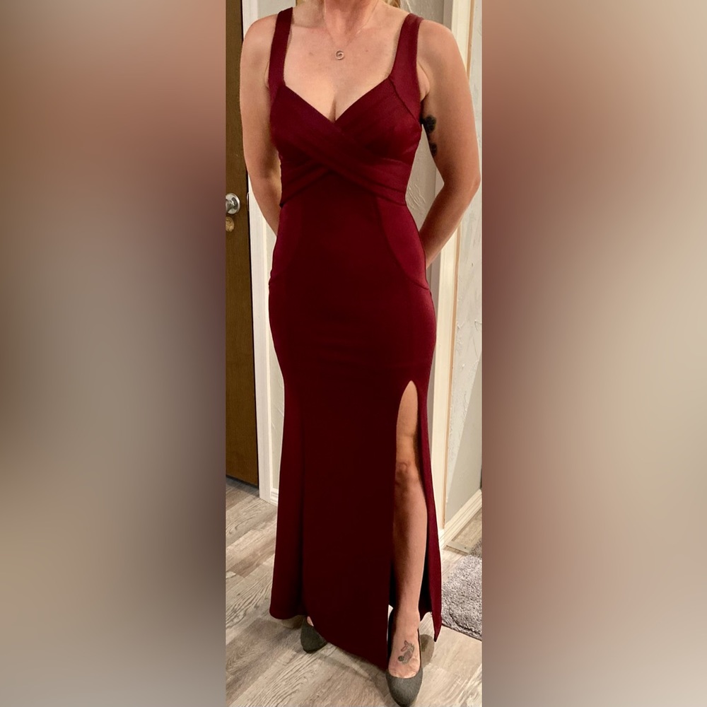Emerald Sundae Burgundy Dress Size Small